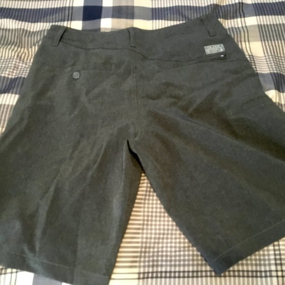 NWT- Volcom Men Shorts OBO - Picture 2 of 5